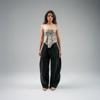 جينز واسع الساقين