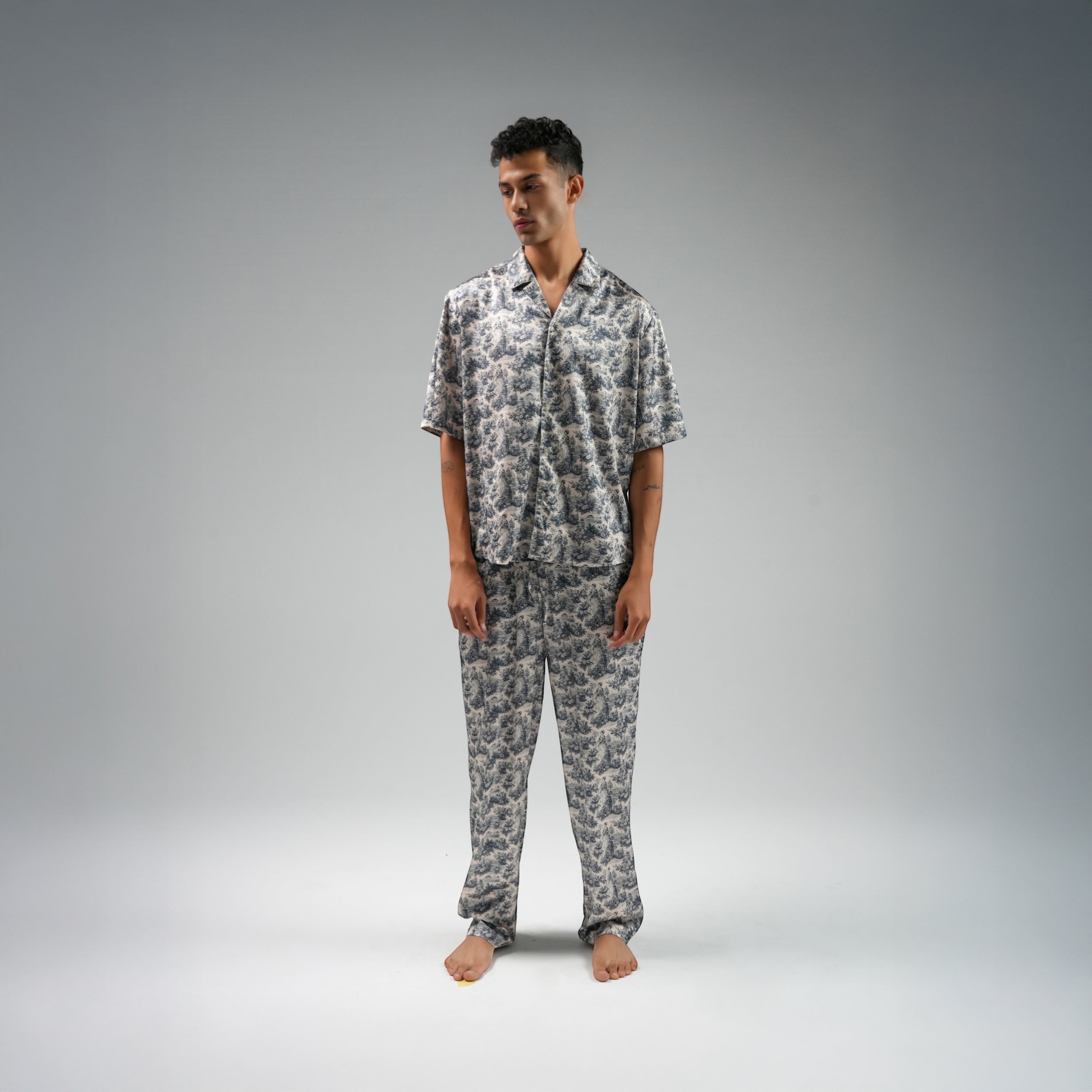 قميص مخيم بلو جاردن الصورة الثانوية